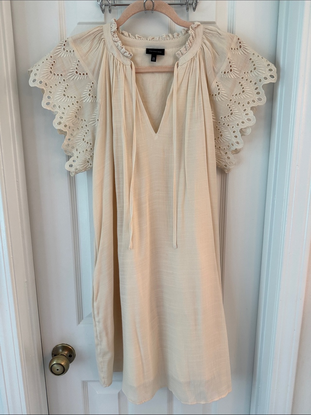 Light Cream Eyelet-Sleeve Women's Dress